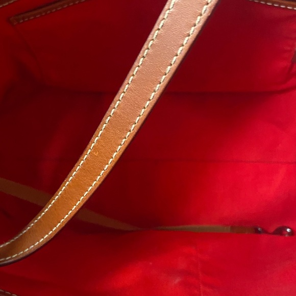 Dooney & Bourke Pink Gretta Hanna tote E.U.C brown Vachetta leather handle. - Picture 5 of 12